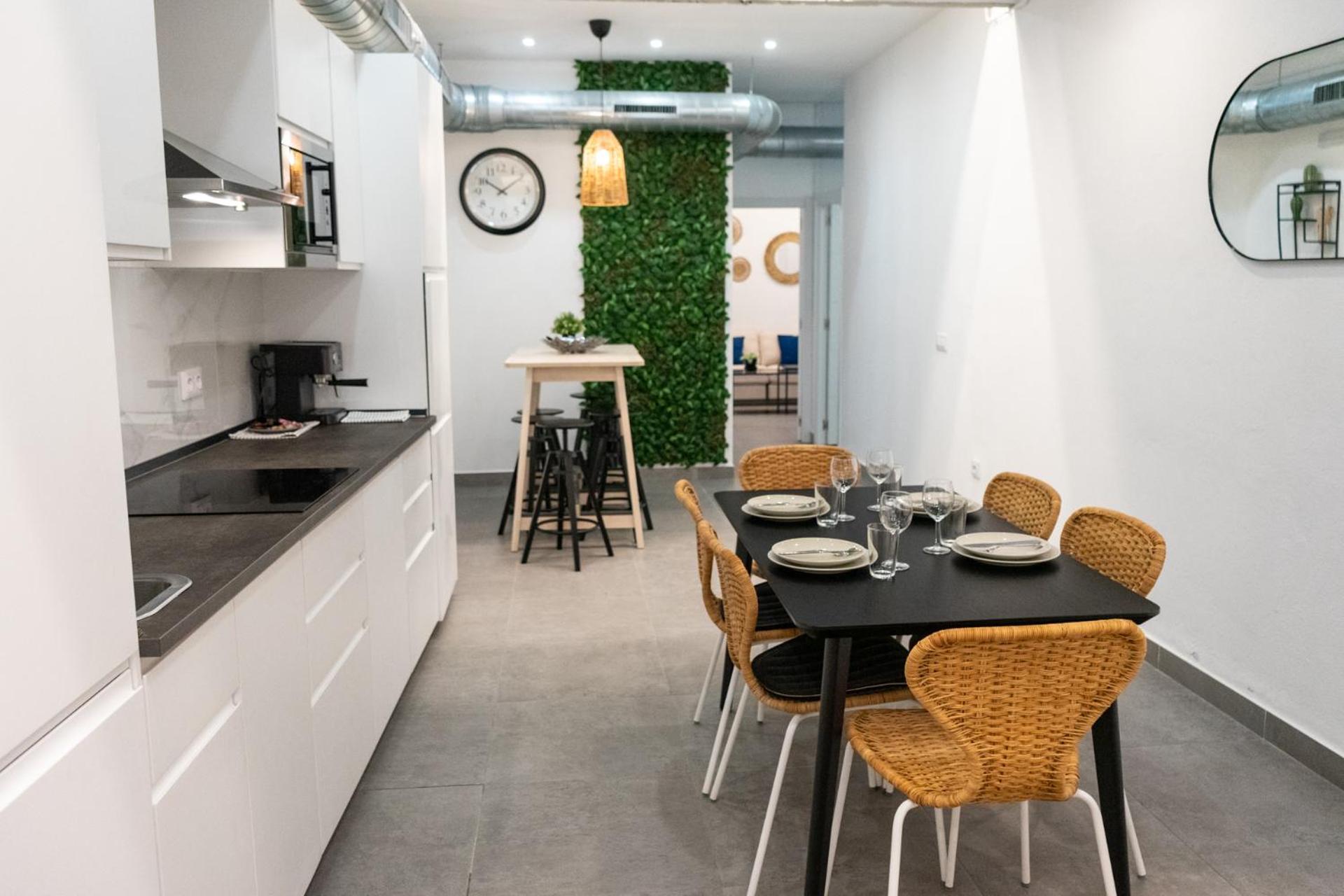 Apartment Stuning Next To The River - Sevillarooms