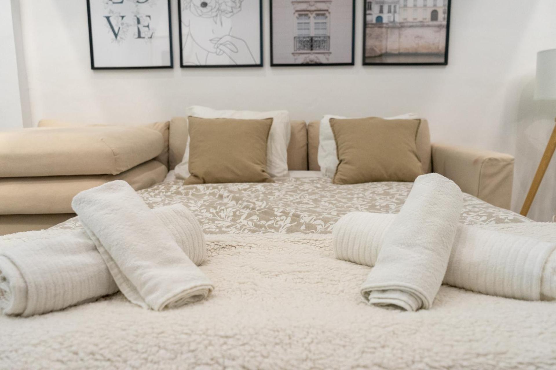 Stuning Next To The River - Sevillarooms Apartment *