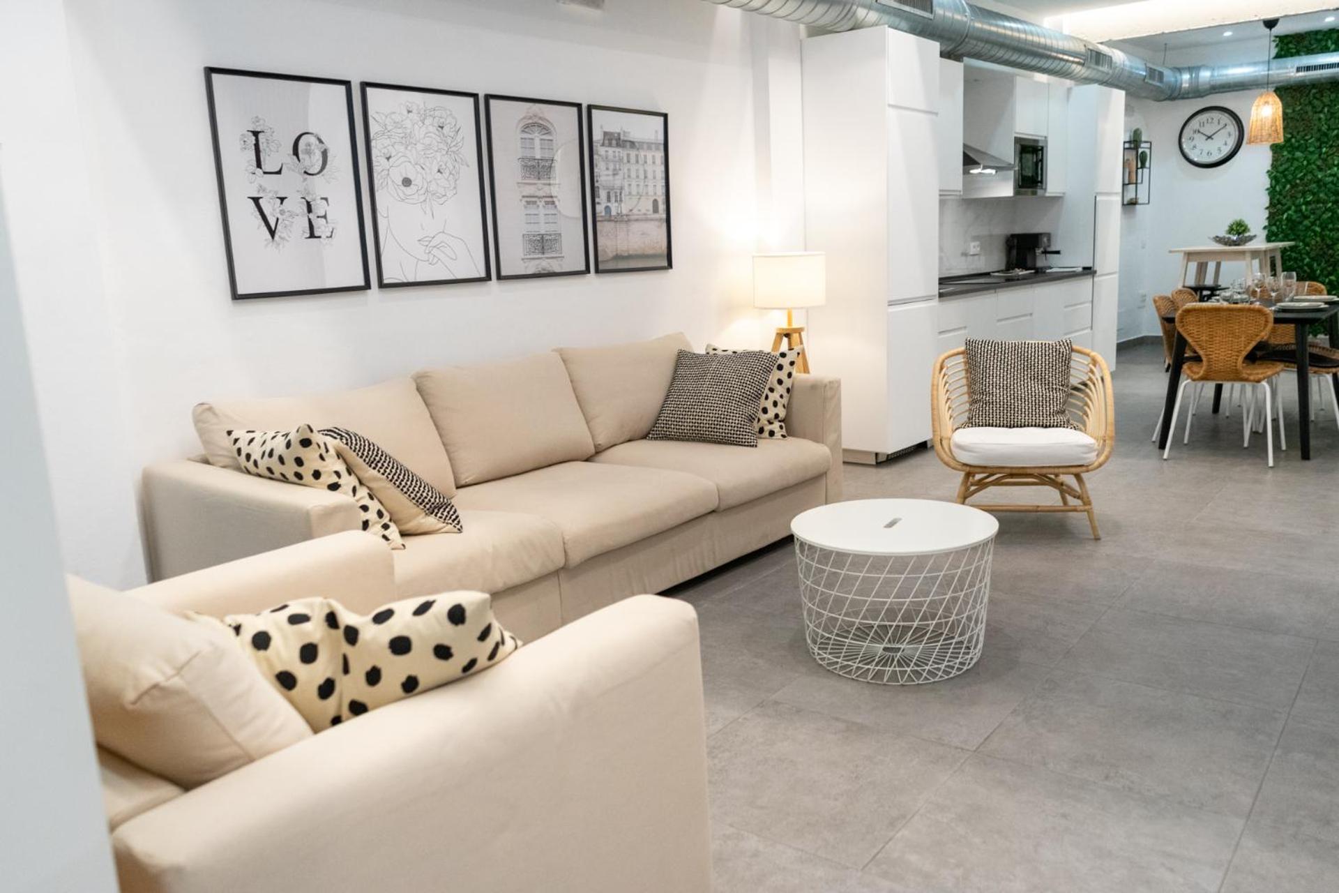 Stuning Next To The River - Sevillarooms Apartment *